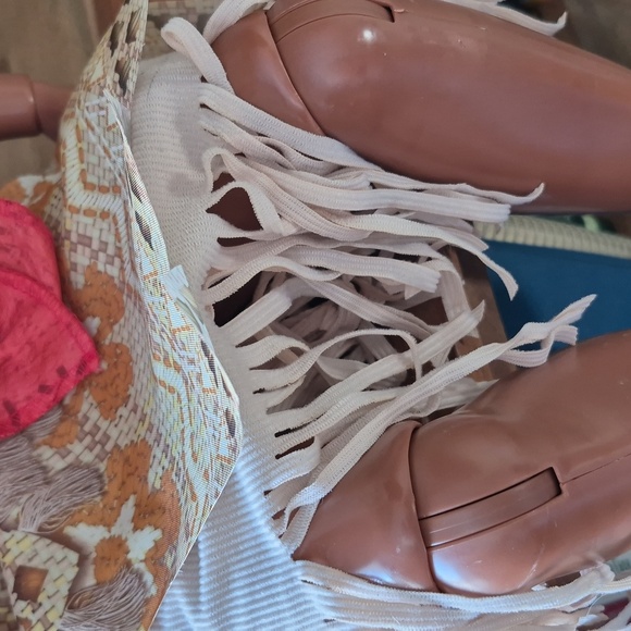 Disney 30" My Size Moana Poseable Life Size Doll - Picture 5 of 8